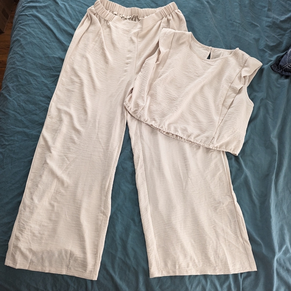 NWT SHEIN 2-Piece Pants/Top Set